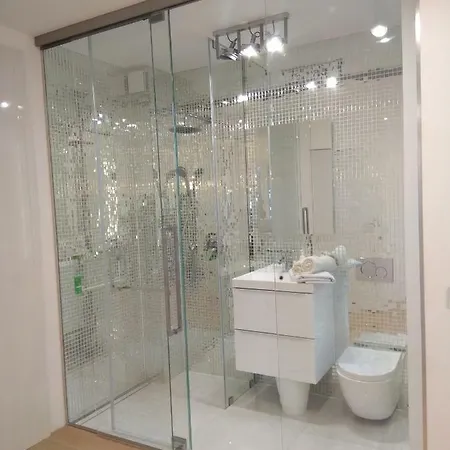 Apartment Luxury With Own Parking *