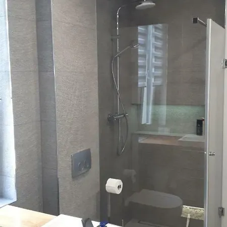 Apartment Luxury With Own Parking Chorzow