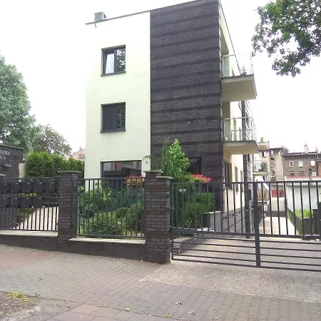 Apartment Luxury With Own Parking *